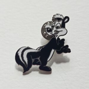 Pepe Le Pew Enamel Pin